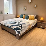 Holiday home Du Pays - Nature & Jardin Cloture Proche De Pairi Daiza