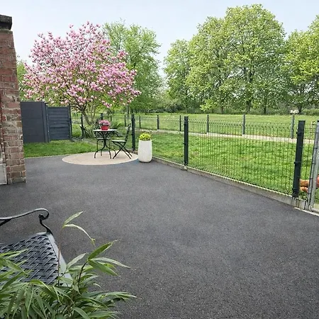 Du Pays - Nature & Jardin Cloture Proche De Pairi Daiza * Ath