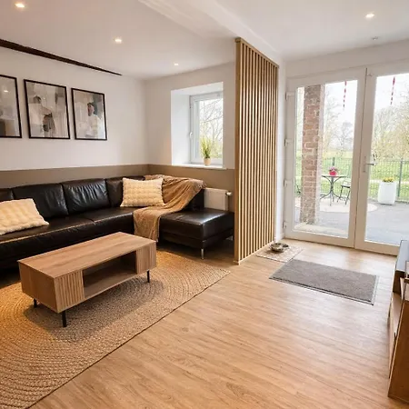 Holiday home Du Pays - Nature & Jardin Cloture Proche De Pairi Daiza *