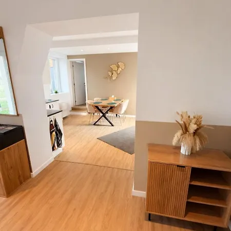 Du Pays - Nature & Jardin Cloture Proche De Pairi Daiza